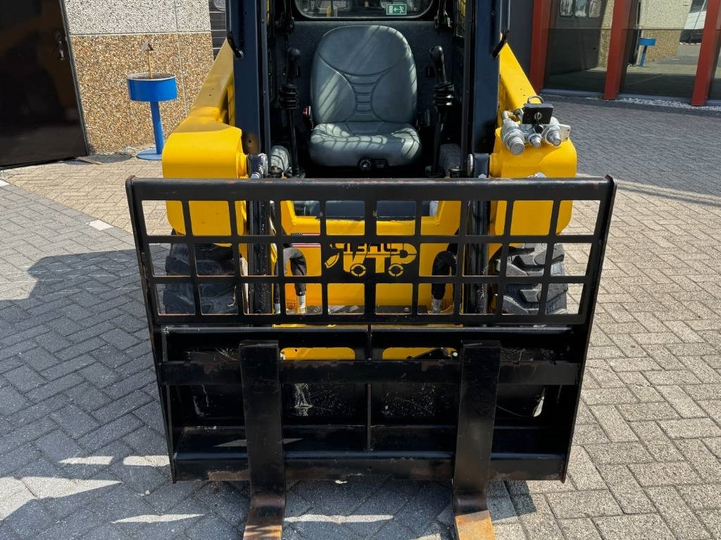 حفار زحاف Gehl R135 / Mantitou 1350R, 2022, 115 hours!: صورة 22