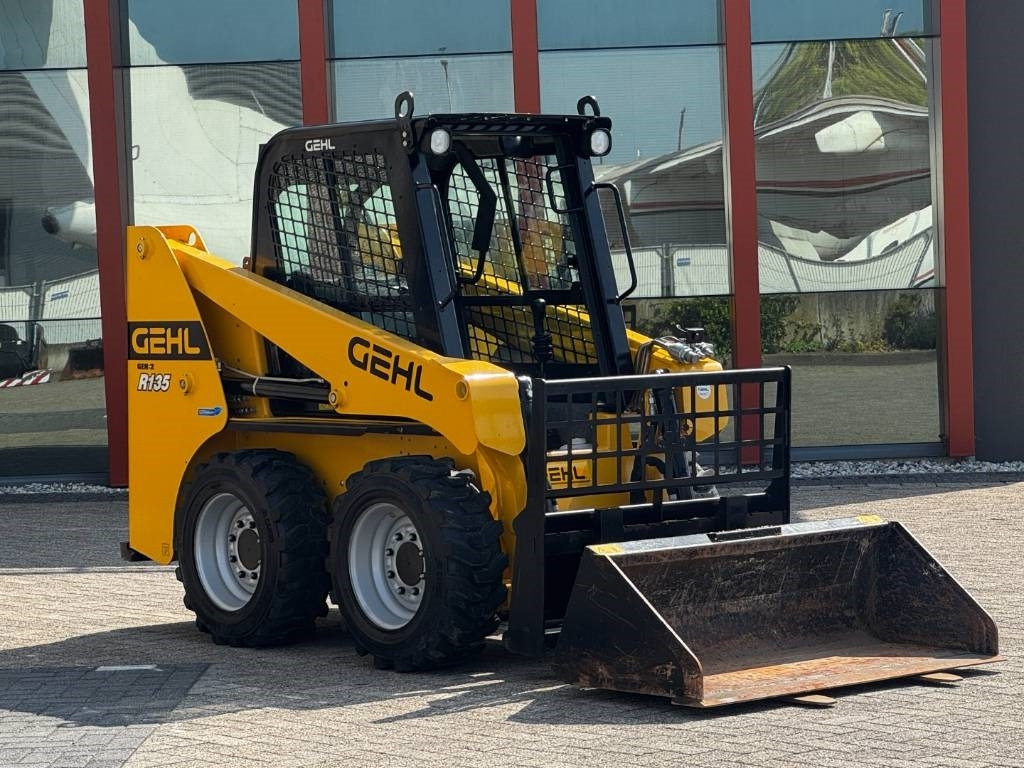 حفار زحاف Gehl R135 / Mantitou 1350R, 2022, 115 hours!: صورة 29