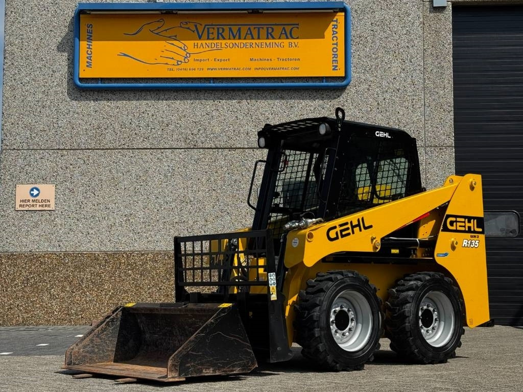 حفار زحاف Gehl R135 / Mantitou 1350R, 2022, 115 hours!: صورة 26