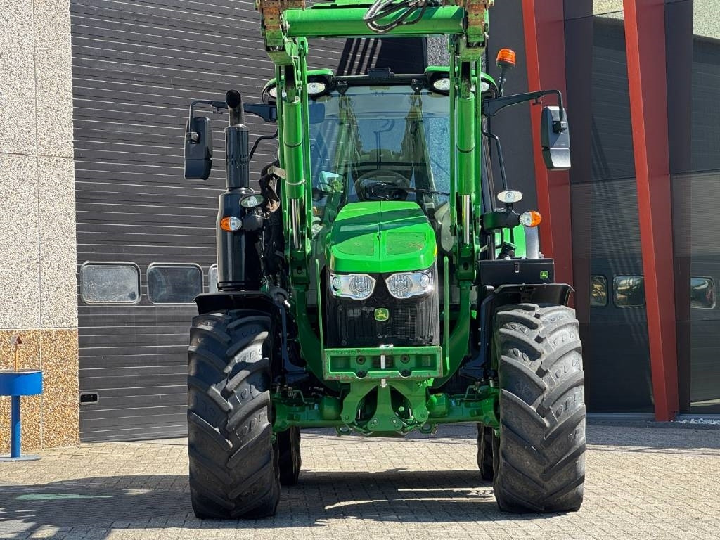 John Deere 6110M, 2021, Auto Power, 623R frontloader!! - جرار: صورة 3 John Deere 6110M, 2021, Auto Power, 623R frontloader!! - جرار: صورة 3