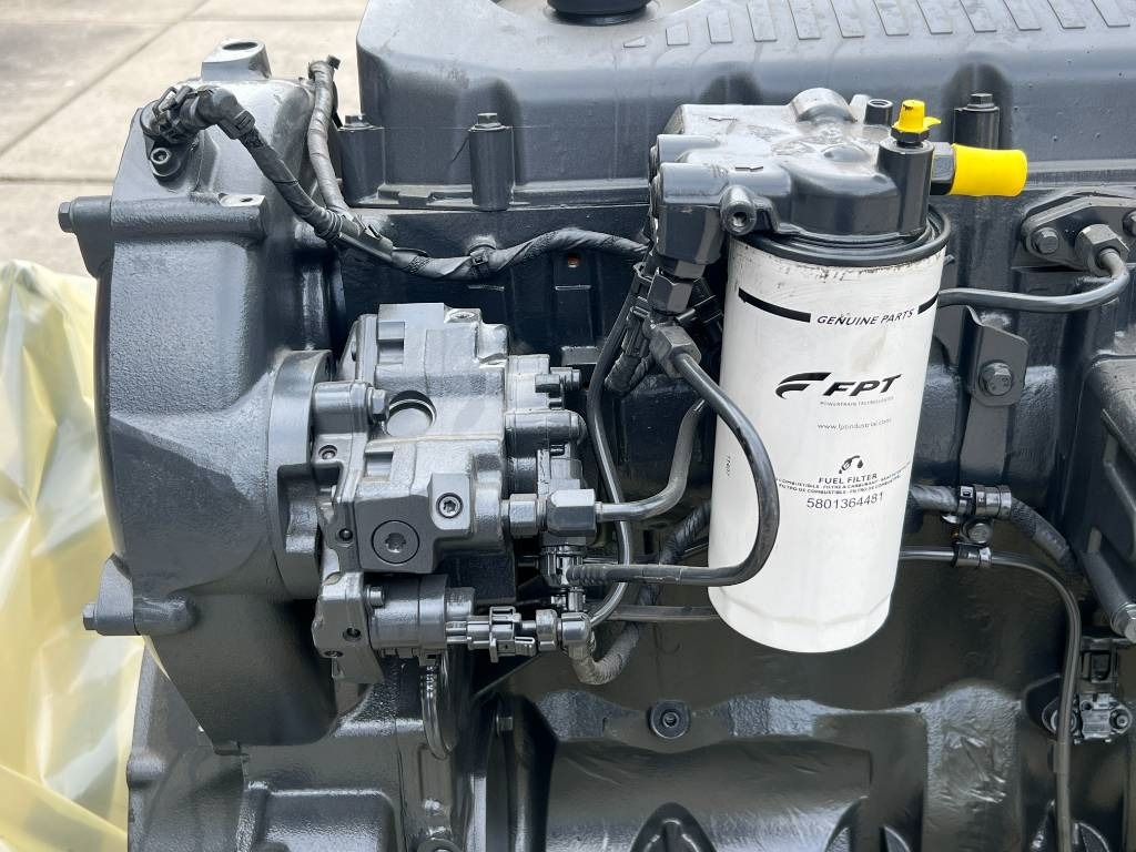 جديدة محرك - الآلات الزراعية New Holland Engine - FPT Cursor 9 - F2CE9684A: صورة 11