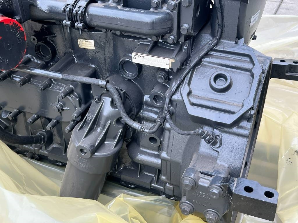 جديدة محرك - الآلات الزراعية New Holland Engine - FPT Cursor 9 - F2CE9684A: صورة 21
