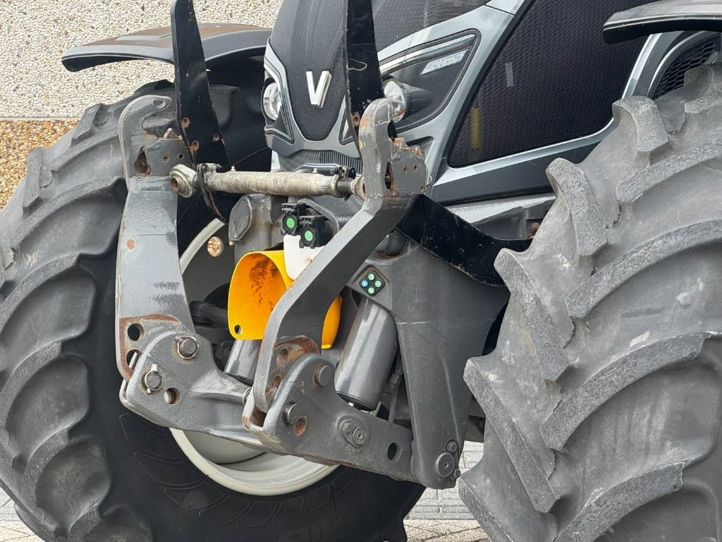 Valtra N174D, Frontlinkage + PTO, Frontloader, 3846 hours - جرار: صورة 4 Valtra N174D, Frontlinkage + PTO, Frontloader, 3846 hours - جرار: صورة 4