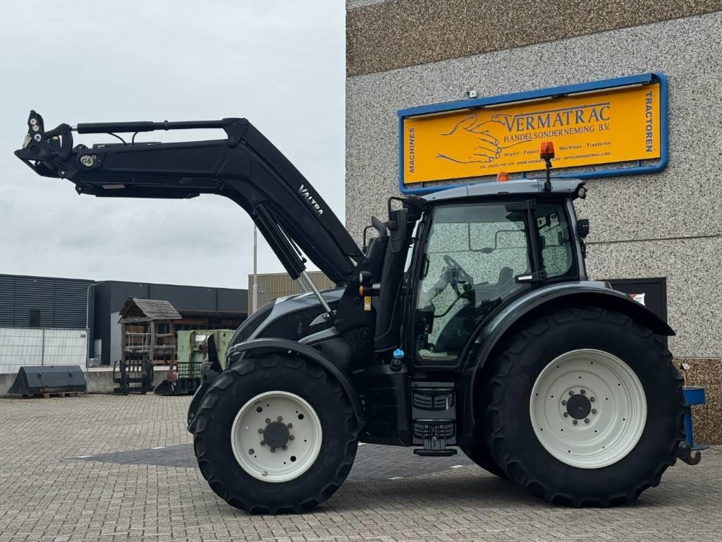 Valtra N174D, Frontlinkage + PTO, Frontloader, 3846 hours - جرار: صورة 2 Valtra N174D, Frontlinkage + PTO, Frontloader, 3846 hours - جرار: صورة 2