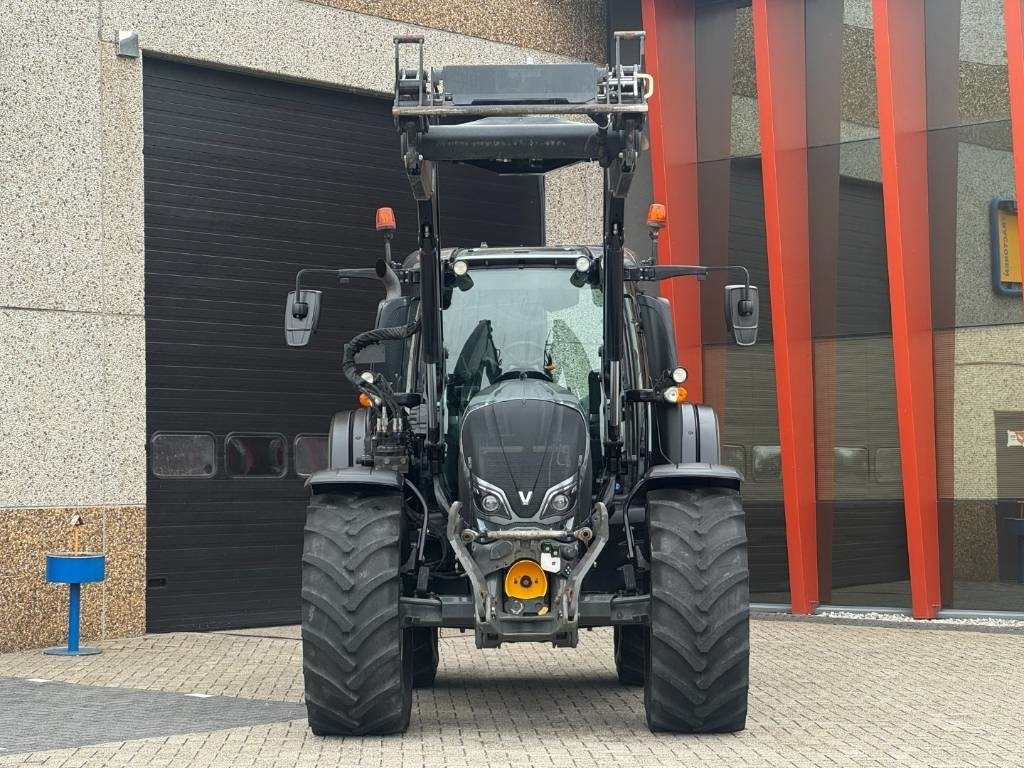 Valtra N174D, Frontlinkage + PTO, Frontloader, 3846 hours - جرار: صورة 5 Valtra N174D, Frontlinkage + PTO, Frontloader, 3846 hours - جرار: صورة 5