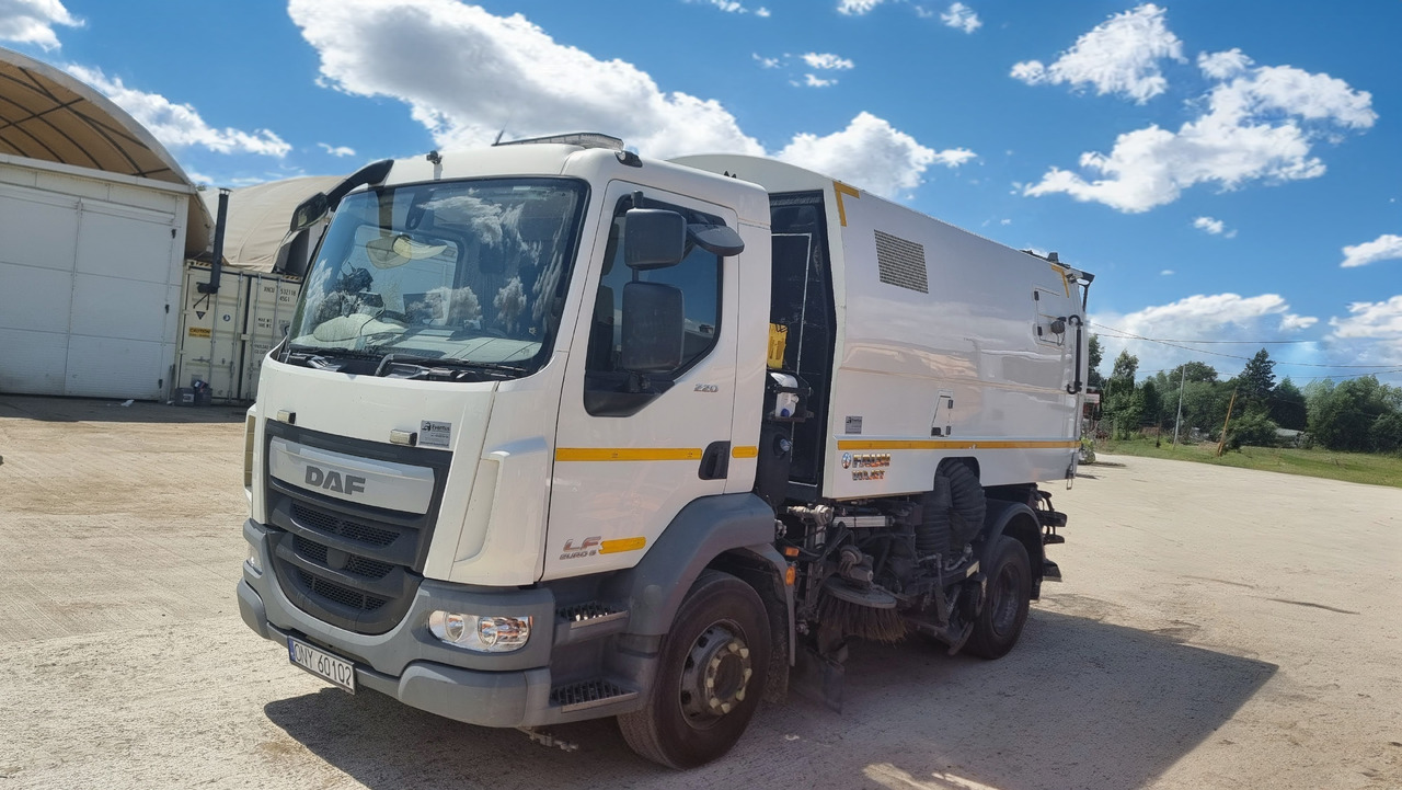 DAF LF220 - سياره كنس شوارع: صورة 4 DAF LF220 - سياره كنس شوارع: صورة 4