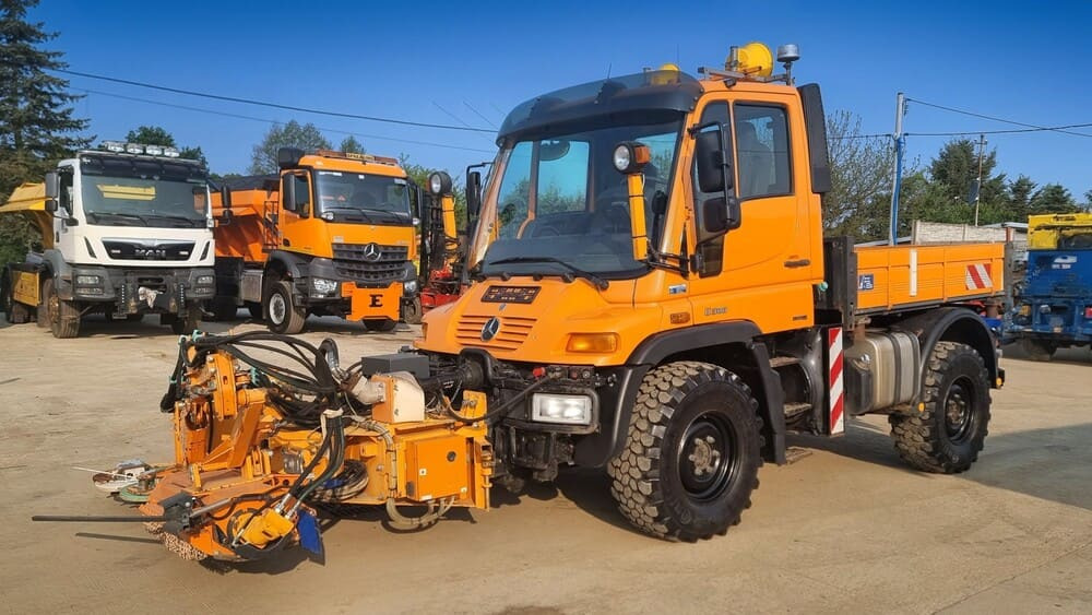 MERCEDES-BENZ Unimog U300 - آلية المنفعة/ مركبة خاصة: صورة 4 MERCEDES-BENZ Unimog U300 - آلية المنفعة/ مركبة خاصة: صورة 4