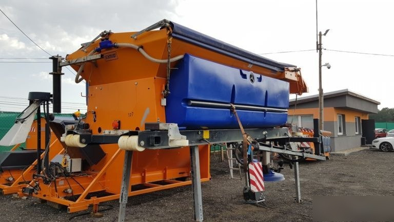 Schmidt Solarko piaskarka SCHMIDT STRATOS 5m3 - مفرشة الرمل/ الملح - آلية المنفعة/ مركبة خاصة: صورة 4 Schmidt Solarko piaskarka SCHMIDT STRATOS 5m3 - مفرشة الرمل/ الملح - آلية المنفعة/ مركبة خاصة: صورة 4