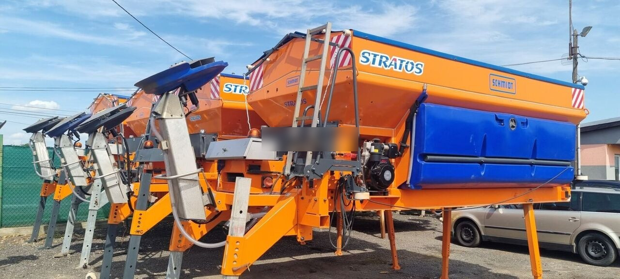 Schmidt odnowiona 2025 - مفرشة الرمل/ الملح - آلية المنفعة/ مركبة خاصة: صورة 1 Schmidt odnowiona 2025 - مفرشة الرمل/ الملح - آلية المنفعة/ مركبة خاصة: صورة 1