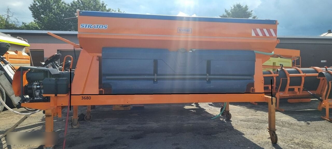 Schmidt odnowiona 2025 - مفرشة الرمل/ الملح - آلية المنفعة/ مركبة خاصة: صورة 5 Schmidt odnowiona 2025 - مفرشة الرمل/ الملح - آلية المنفعة/ مركبة خاصة: صورة 5