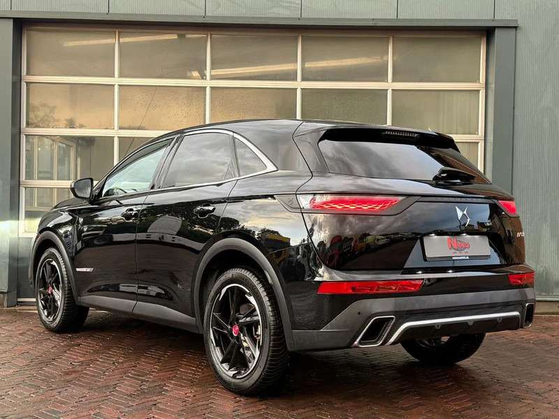DS Ds 7 Crossback DS Performance Line NL Auto 360 Cam Xenon Led Groot Navi Leder/ Alcantara Cruise Lmv Veel Opties! - سيارة دفع رباعي: صورة 4 DS Ds 7 Crossback DS Performance Line NL Auto 360 Cam Xenon Led Groot Navi Leder/ Alcantara Cruise Lmv Veel Opties! - سيارة دفع رباعي: صورة 4