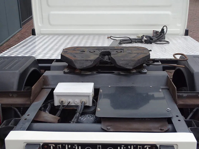 Iveco Daily 35.210 PK Be Trekker 10.4 Ton Airco - وحدة جر: صورة 3 Iveco Daily 35.210 PK Be Trekker 10.4 Ton Airco - وحدة جر: صورة 3