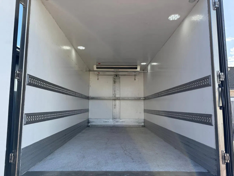 Iveco Daily 40C18 3.0 180PK Aut. Clixtar Be trekker Koeler 2655 KG Laadvm. 3 Zits CVO - وحدة جر: صورة 5 Iveco Daily 40C18 3.0 180PK Aut. Clixtar Be trekker Koeler 2655 KG Laadvm. 3 Zits CVO - وحدة جر: صورة 5