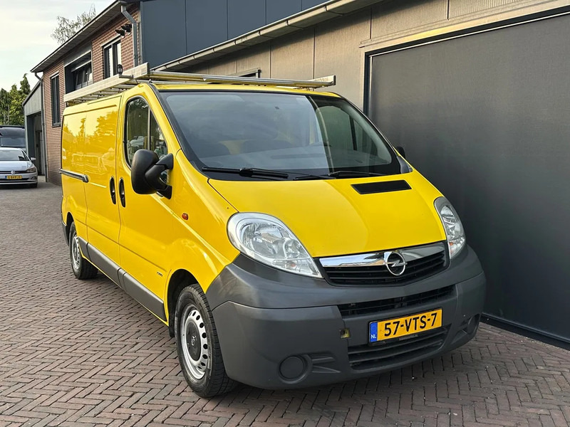 Opel Vivaro 2.0CDTI 84KW 2.9 TON L2H1 3ZITS AIRCO IMPERIAL - فان المدمجة: صورة 1 Opel Vivaro 2.0CDTI 84KW 2.9 TON L2H1 3ZITS AIRCO IMPERIAL - فان المدمجة: صورة 1