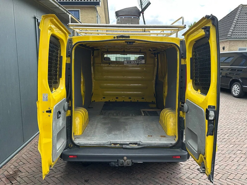Opel Vivaro 2.0CDTI 84KW 2.9 TON L2H1 3ZITS AIRCO IMPERIAL - فان المدمجة: صورة 5 Opel Vivaro 2.0CDTI 84KW 2.9 TON L2H1 3ZITS AIRCO IMPERIAL - فان المدمجة: صورة 5
