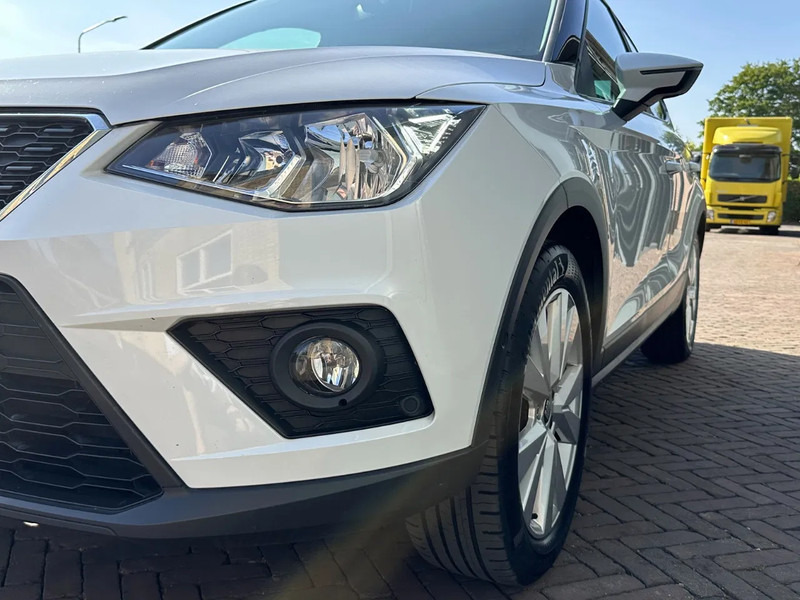SEAT Arona 1.0 TSI Style Business Intense Dealeronderhouden Cruise Clima Navi Camera Parkeersensoren Lmv - هاتشباك: صورة 5 SEAT Arona 1.0 TSI Style Business Intense Dealeronderhouden Cruise Clima Navi Camera Parkeersensoren Lmv - هاتشباك: صورة 5