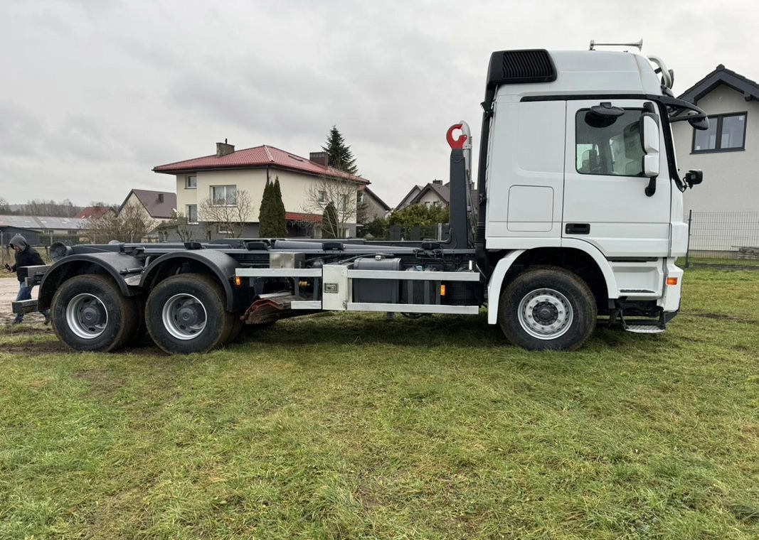MERCEDES-BENZ ACTROS 2648 SPECJALNY PłUG 6X4!!! - شاحنة ذات خطاف: صورة 4 MERCEDES-BENZ ACTROS 2648 SPECJALNY PłUG 6X4!!! - شاحنة ذات خطاف: صورة 4