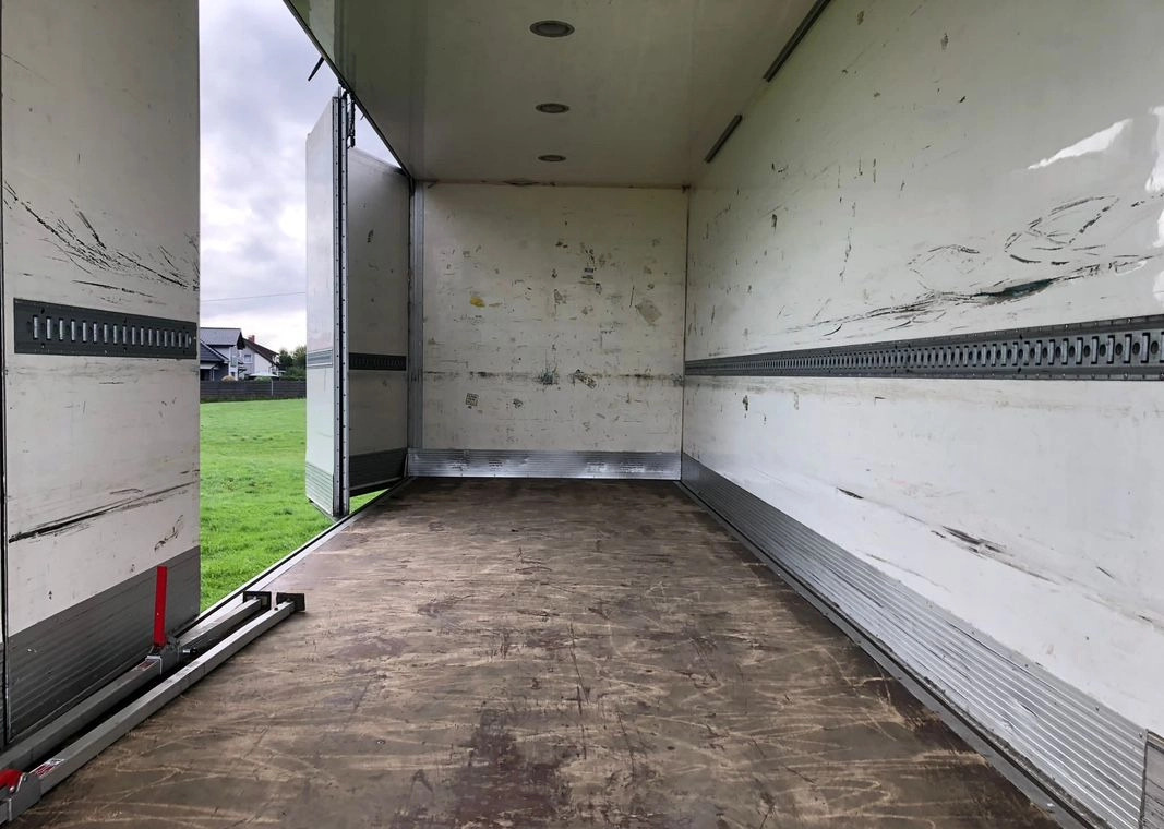 MERCEDES-BENZ AXOR PRZEBIEG TYLKO 322000 KM!!!! MERCEDES-BENZ AXOR PRZEBIEG TYLKO 322000 KM!!!!: صورة 15 MERCEDES-BENZ AXOR PRZEBIEG TYLKO 322000 KM!!!! MERCEDES-BENZ AXOR PRZEBIEG TYLKO 322000 KM!!!!: صورة 15