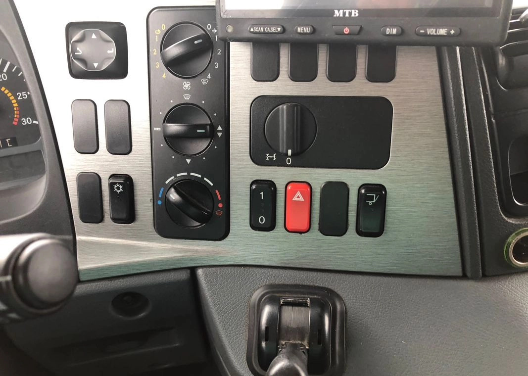 MERCEDES-BENZ AXOR PRZEBIEG TYLKO 322000 KM!!!! MERCEDES-BENZ AXOR PRZEBIEG TYLKO 322000 KM!!!!: صورة 18 MERCEDES-BENZ AXOR PRZEBIEG TYLKO 322000 KM!!!! MERCEDES-BENZ AXOR PRZEBIEG TYLKO 322000 KM!!!!: صورة 18