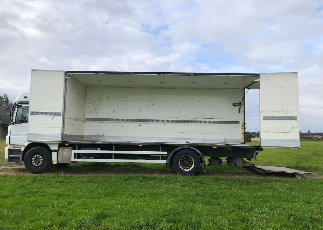 MERCEDES-BENZ AXOR PRZEBIEG TYLKO 322000 KM!!!! MERCEDES-BENZ AXOR PRZEBIEG TYLKO 322000 KM!!!!: صورة 11 MERCEDES-BENZ AXOR PRZEBIEG TYLKO 322000 KM!!!! MERCEDES-BENZ AXOR PRZEBIEG TYLKO 322000 KM!!!!: صورة 11