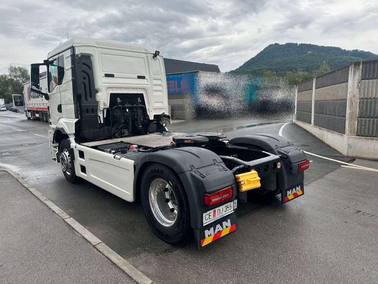 MAN TGS 18.440 4X2 BLS Kipphydraulik Klima LED - وحدة جر: صورة 3 MAN TGS 18.440 4X2 BLS Kipphydraulik Klima LED - وحدة جر: صورة 3