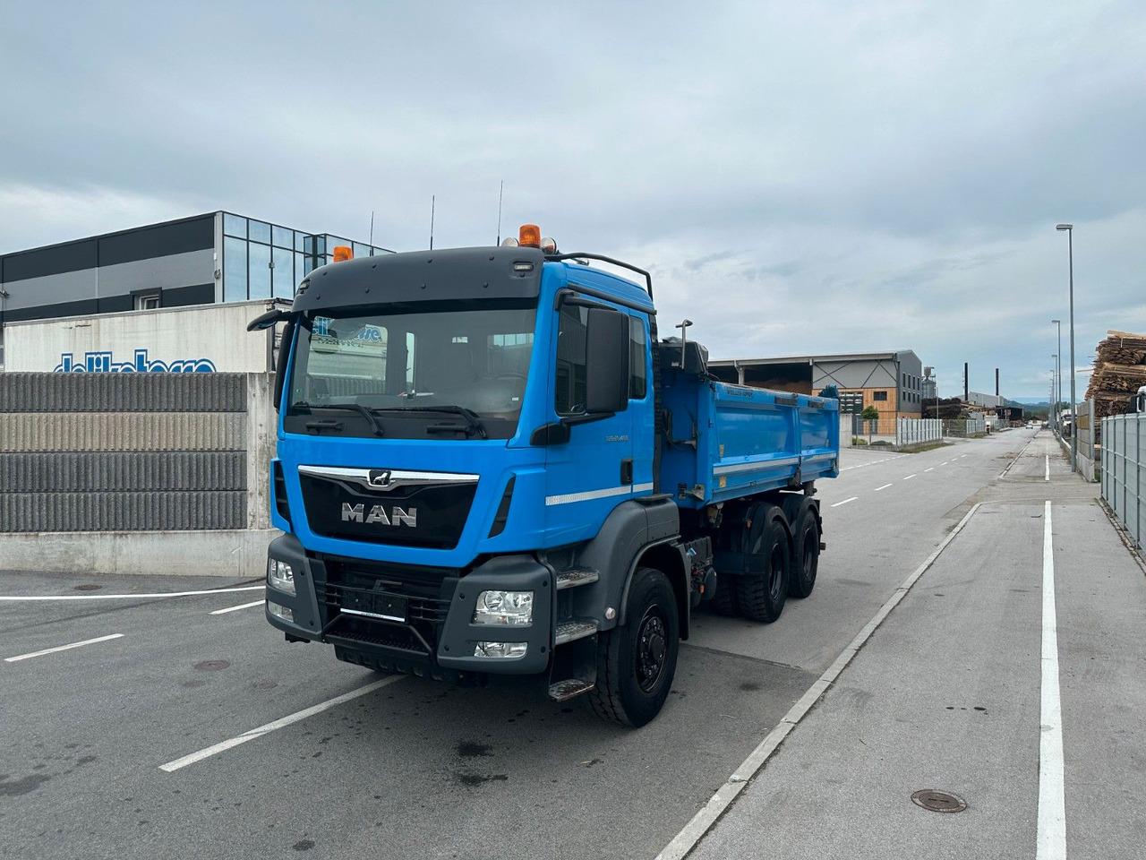 MAN TGS 26.460 6X4 Hydrodrive Bordmatik - شاحنة قلاب: صورة 2 MAN TGS 26.460 6X4 Hydrodrive Bordmatik - شاحنة قلاب: صورة 2