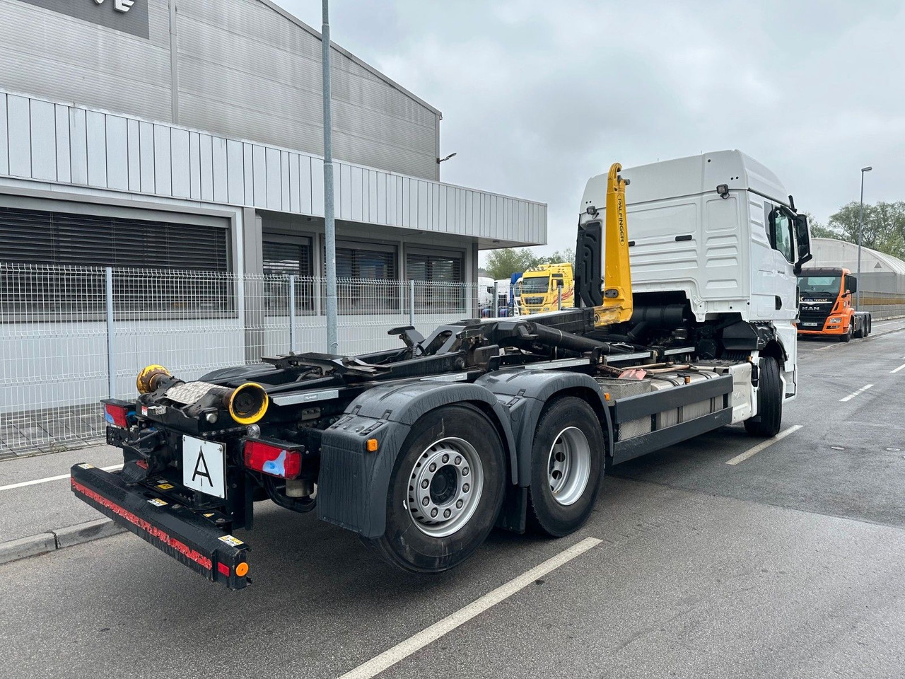 MAN TGX 26.510 6X2-4BL intarder, - شاحنة ذات خطاف: صورة 3 MAN TGX 26.510 6X2-4BL intarder, - شاحنة ذات خطاف: صورة 3