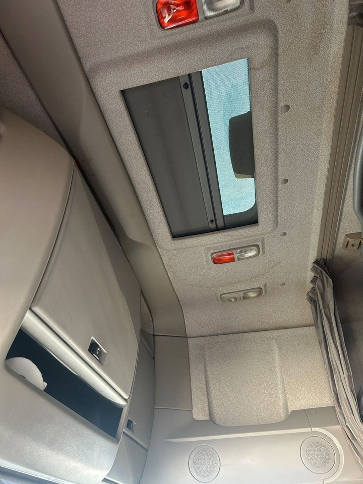 DAF XF 460 XF460 Super Space Cab - وحدة جر: صورة 5 DAF XF 460 XF460 Super Space Cab - وحدة جر: صورة 5