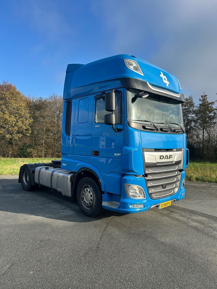DAF XF 480 XF480 Super Space Very complete trucks More pc available - وحدة جر: صورة 2 DAF XF 480 XF480 Super Space Very complete trucks More pc available - وحدة جر: صورة 2