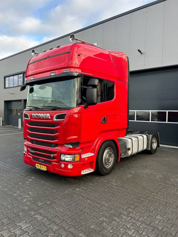Scania R580 V8 R580 v8 Topline Retarder Full Airsuspension Double Glass - وحدة جر: صورة 2 Scania R580 V8 R580 v8 Topline Retarder Full Airsuspension Double Glass - وحدة جر: صورة 2