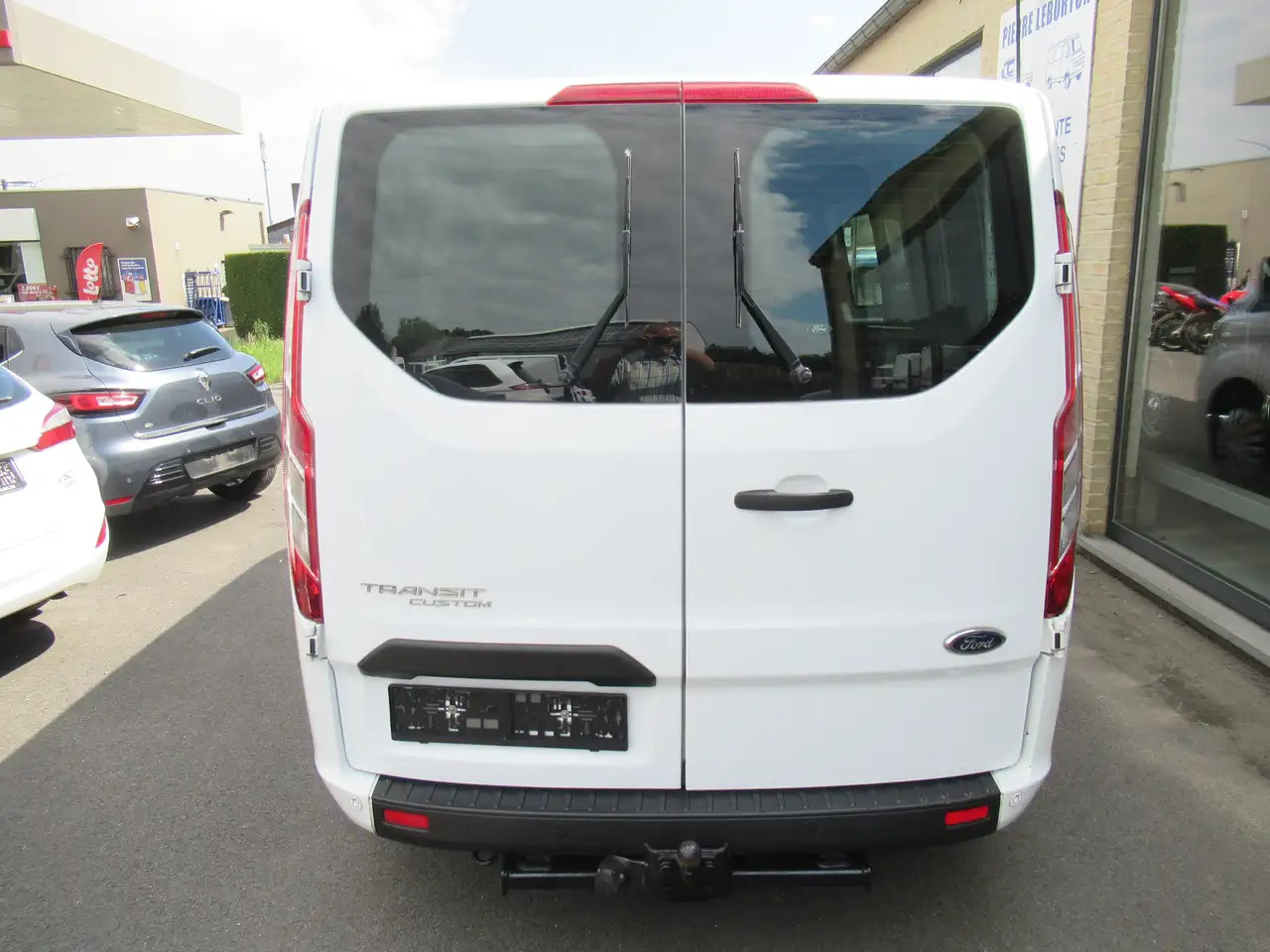 Ford Transit Custom L2, navi, cruis, clim 2PL 13900€+tva/btw - آليات: صورة 4 Ford Transit Custom L2, navi, cruis, clim 2PL 13900€+tva/btw - آليات: صورة 4