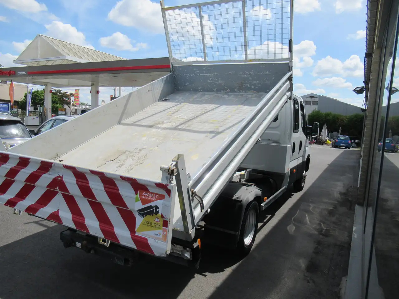 Iveco Daily benne basculante/ kipper - آليات: صورة 2 Iveco Daily benne basculante/ kipper - آليات: صورة 2