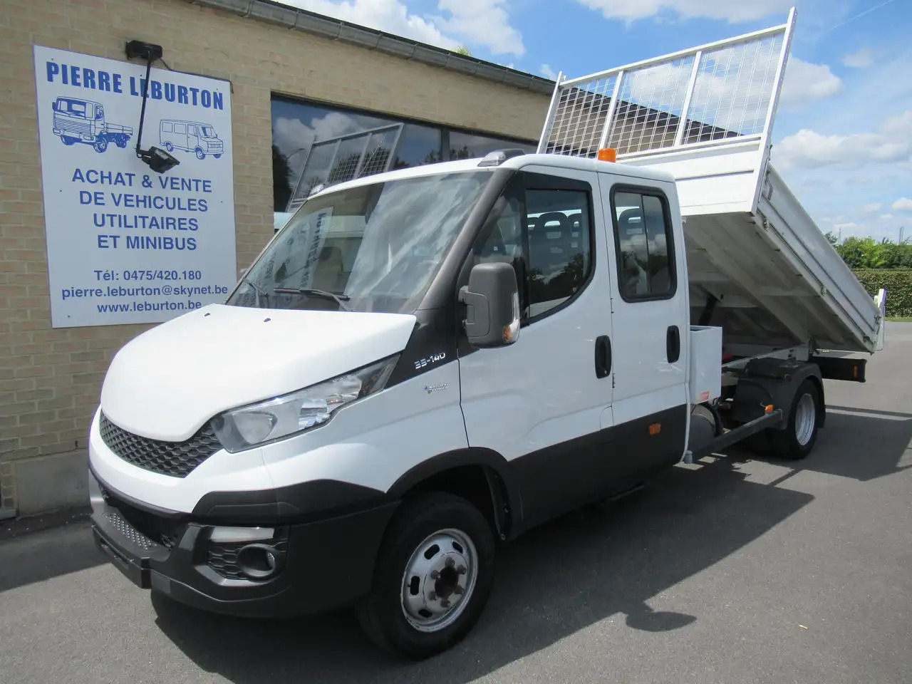 Iveco Daily benne basculante/ kipper - آليات: صورة 1 Iveco Daily benne basculante/ kipper - آليات: صورة 1