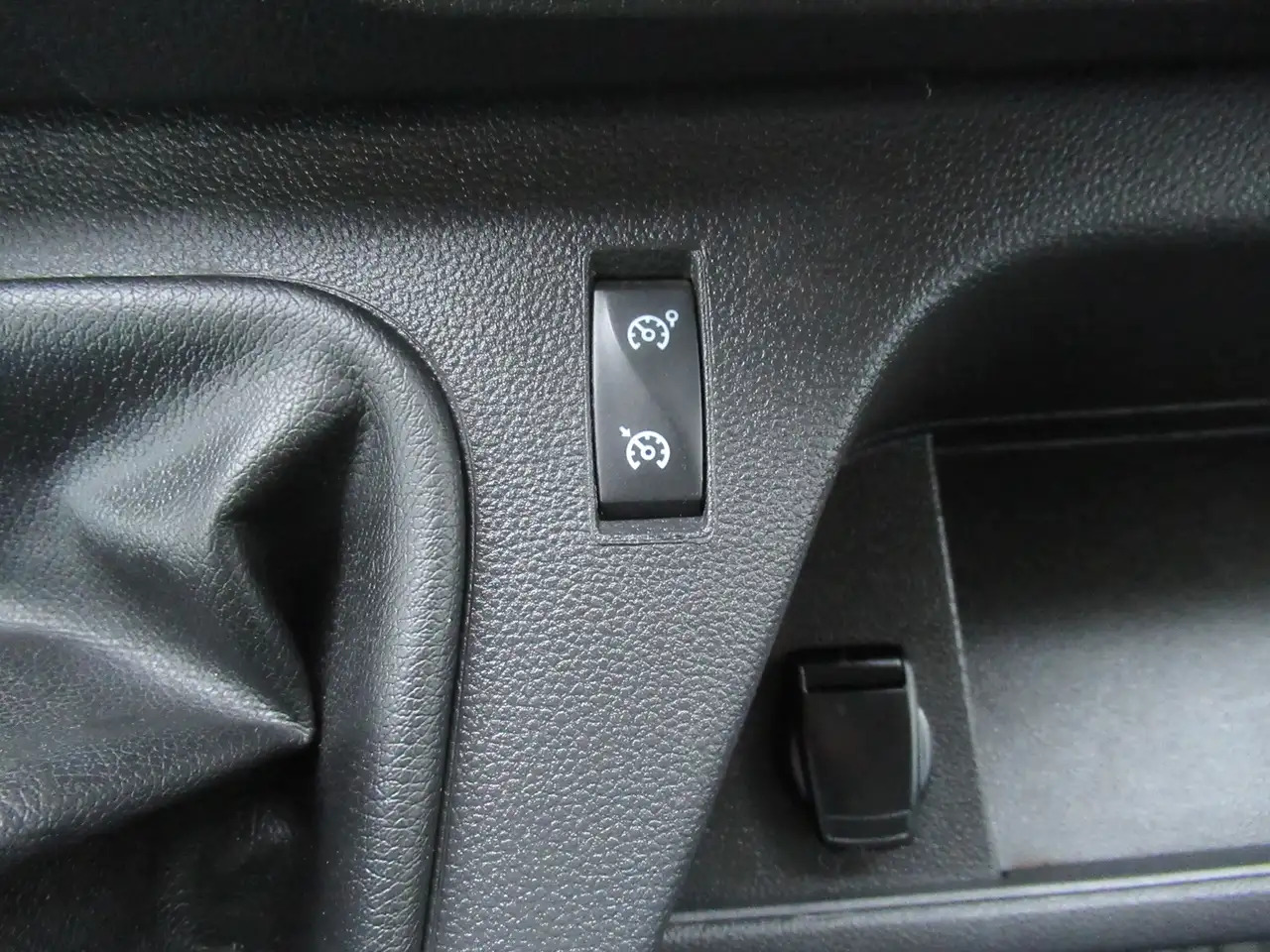 فان Nissan Interstar L2H2 clim navi 16500€+tva/btw: صورة 11