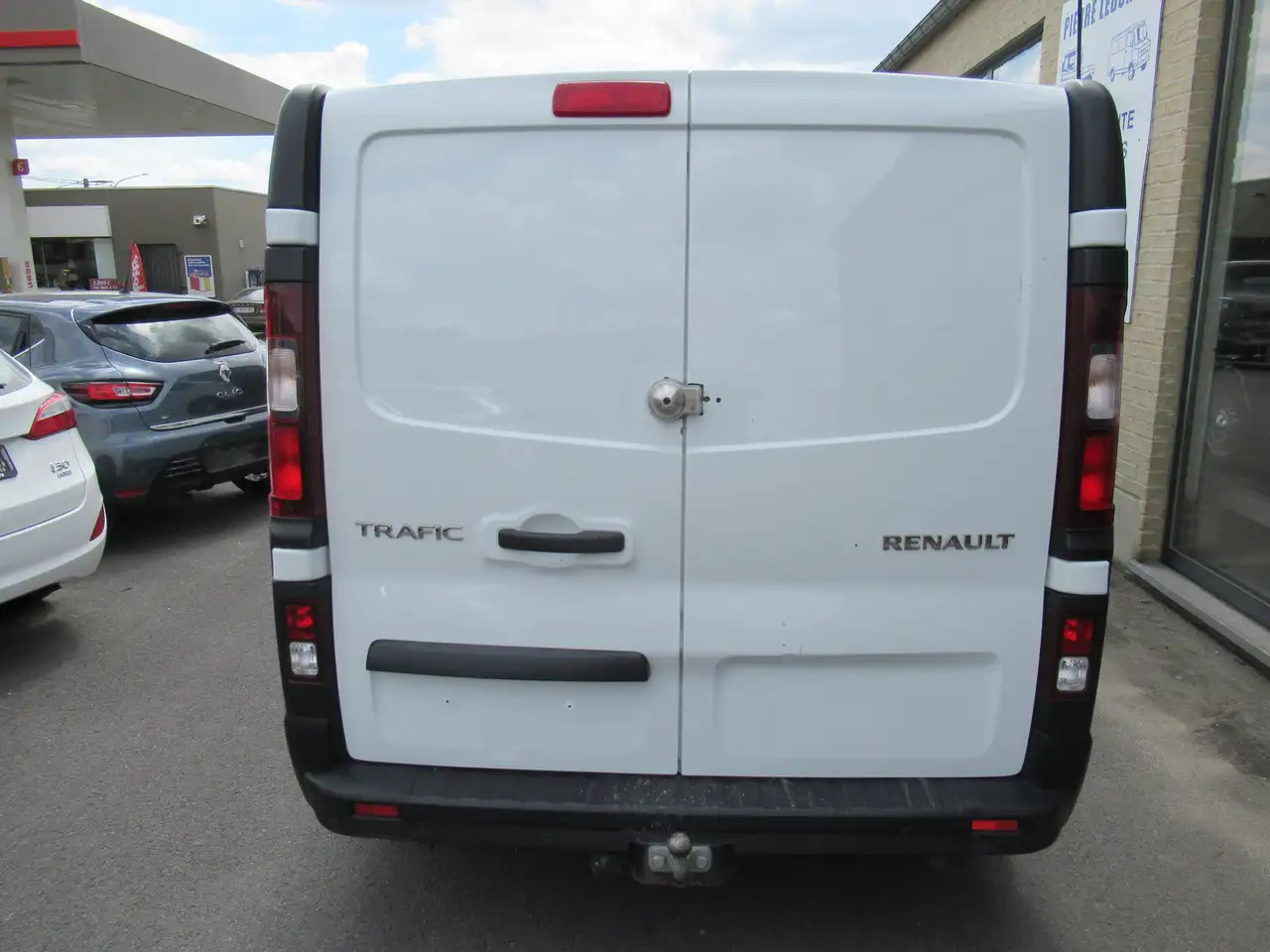 Renault Trafic CLIM AIRCO NAVI 11400€+TVA/BTW - آليات: صورة 4 Renault Trafic CLIM AIRCO NAVI 11400€+TVA/BTW - آليات: صورة 4