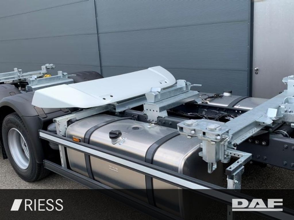 DAF XG 480 FAN 6X2 Multiwechsler 1120-1320 mm 2xAHK - شاحنات الحاويات / جسم علوي قابل للتغيير شاحنة: صورة 4 DAF XG 480 FAN 6X2 Multiwechsler 1120-1320 mm 2xAHK - شاحنات الحاويات / جسم علوي قابل للتغيير شاحنة: صورة 4
