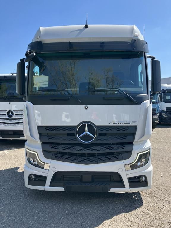 Mercedes-Benz Actros 1851 LS 4x2 - وحدة جر: صورة 2 Mercedes-Benz Actros 1851 LS 4x2 - وحدة جر: صورة 2