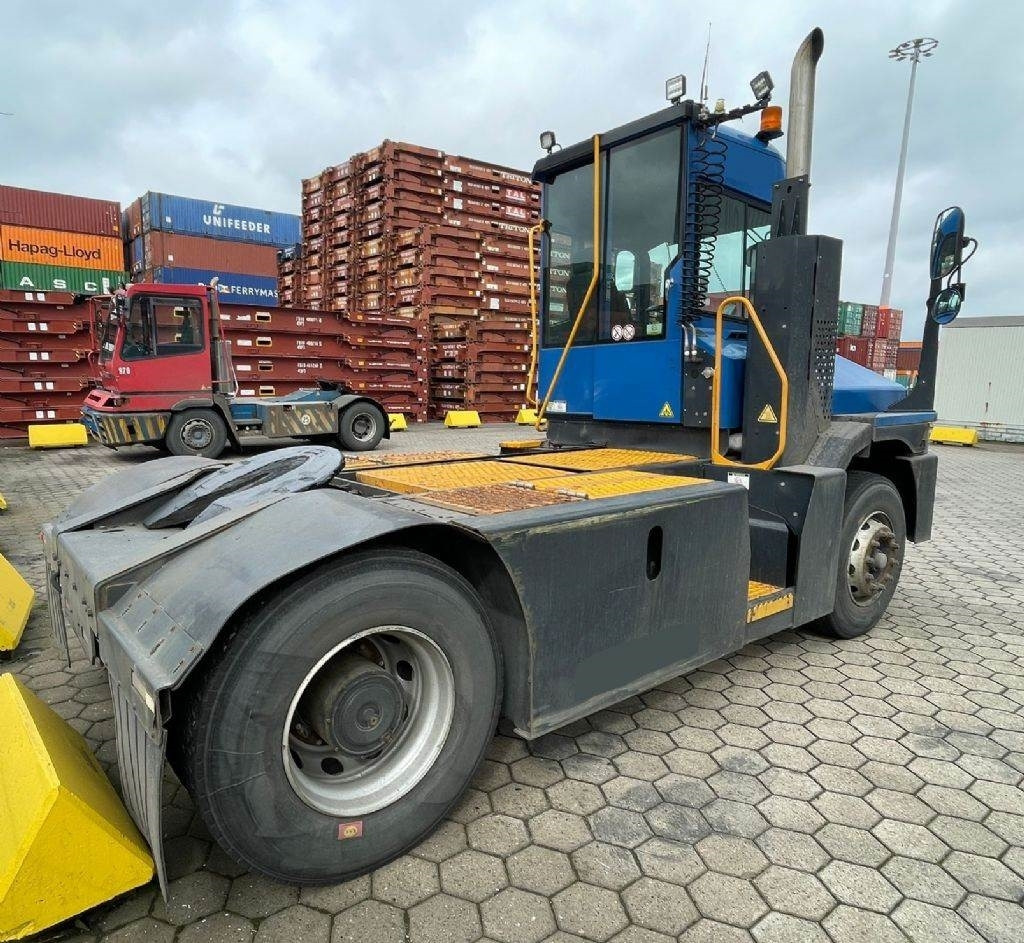 Kalmar T2 - جرار المحطة: صورة 3 Kalmar T2 - جرار المحطة: صورة 3