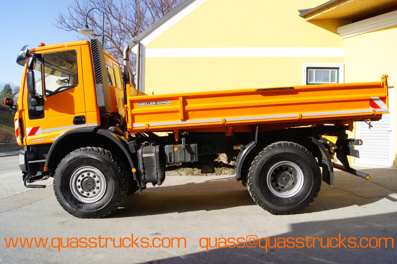 IVECO EUROCARGO 140E28 4x4/TÜV/singlebereift/Winterdienst/Euro 5 - شاحنة قلاب: صورة 2 IVECO EUROCARGO 140E28 4x4/TÜV/singlebereift/Winterdienst/Euro 5 - شاحنة قلاب: صورة 2