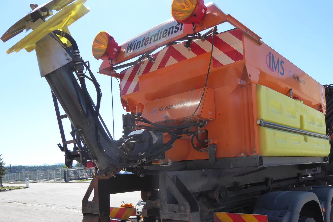 KÜPPER-WEISSSER/GMEINER/BUCHER Feuchtsalzstreuer Salzstreuer Streuer auf Abrollgestell - مفرشة الرمل/ الملح - شاحنة ذات خطاف: صورة 2 KÜPPER-WEISSSER/GMEINER/BUCHER Feuchtsalzstreuer Salzstreuer Streuer auf Abrollgestell - مفرشة الرمل/ الملح - شاحنة ذات خطاف: صورة 2