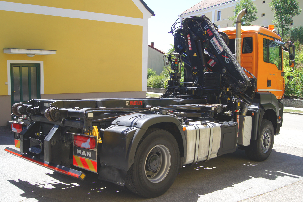 MAN TGA 18.360 BL 4x4/Euro4/TÜV/HIAB 111/MULTILIFT/Winterdienst - شاحنة قلاب, شاحنة كرين: صورة 5 MAN TGA 18.360 BL 4x4/Euro4/TÜV/HIAB 111/MULTILIFT/Winterdienst - شاحنة قلاب, شاحنة كرين: صورة 5