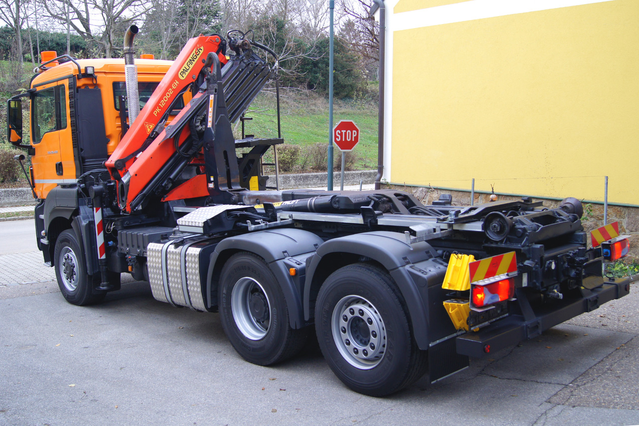 MAN TGS 28.400 BL 6x4-4/PK 12002 D/PALIFT/Winterdienst/Streuer/Pflug - شاحنة قلاب, شاحنة كرين: صورة 3 MAN TGS 28.400 BL 6x4-4/PK 12002 D/PALIFT/Winterdienst/Streuer/Pflug - شاحنة قلاب, شاحنة كرين: صورة 3