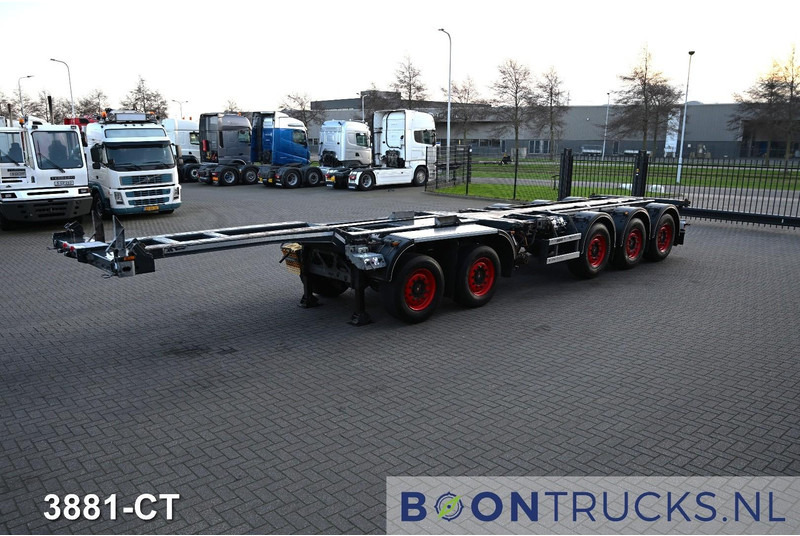 D-Tec COMBITRAILER S-LINE CT-521-S | 2x20-40-45ft HC * 3x STEERING * 4x LIFT AXLE * NL TRAILER * APK 04-2026 - نصف مقطورة لنقل الحاويات: صورة 4 D-Tec COMBITRAILER S-LINE CT-521-S | 2x20-40-45ft HC * 3x STEERING * 4x LIFT AXLE * NL TRAILER * APK 04-2026 - نصف مقطورة لنقل الحاويات: صورة 4