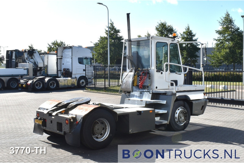 Terberg YT222 4x2 | TERMINAL TRUCK * NL KENTEKEN - جرار المحطة: صورة 5 Terberg YT222 4x2 | TERMINAL TRUCK * NL KENTEKEN - جرار المحطة: صورة 5