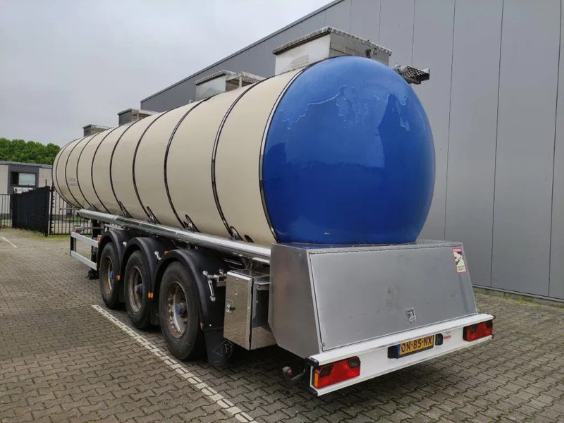 Feldbinder 33500 liter 3 kamer tankoplegger met Unibloc electric pomp - نصف مقطورة صهريج: صورة 2 Feldbinder 33500 liter 3 kamer tankoplegger met Unibloc electric pomp - نصف مقطورة صهريج: صورة 2