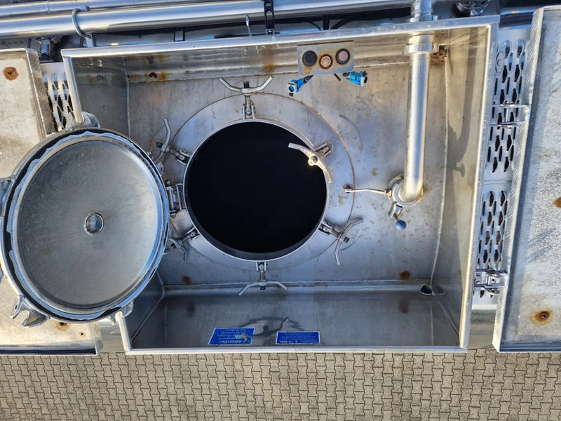 نصف مقطورة صهريج Feldbinder 38000 liter 3 kamer tankoplegger met CIP Leiding: صورة 8