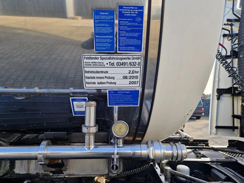 نصف مقطورة صهريج Feldbinder 38000 liter 3 kamer tankoplegger met CIP Leiding: صورة 7