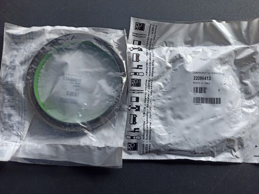 VOLVO CRANKSHAFT SEAL - 22086413 - طوق الرأس - شاحنة: صورة 1 VOLVO CRANKSHAFT SEAL - 22086413 - طوق الرأس - شاحنة: صورة 1