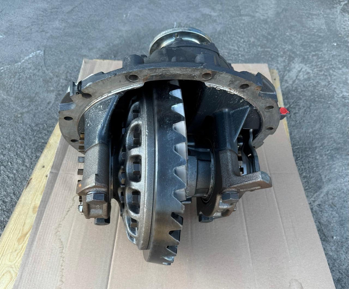 VOLVO Differential Groups 20701332 / 20487379 - صندوق التروس التفاضلية - شاحنة: صورة 2 VOLVO Differential Groups 20701332 / 20487379 - صندوق التروس التفاضلية - شاحنة: صورة 2