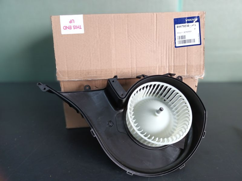 VOLVO FAN MOTOR - 84479335 - مروحة - شاحنة: صورة 1 VOLVO FAN MOTOR - 84479335 - مروحة - شاحنة: صورة 1